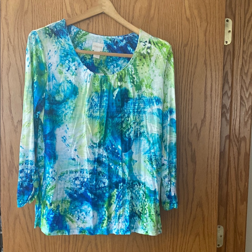 Chico's Blue and Green Graphic 3/4 Sleeve Blouse